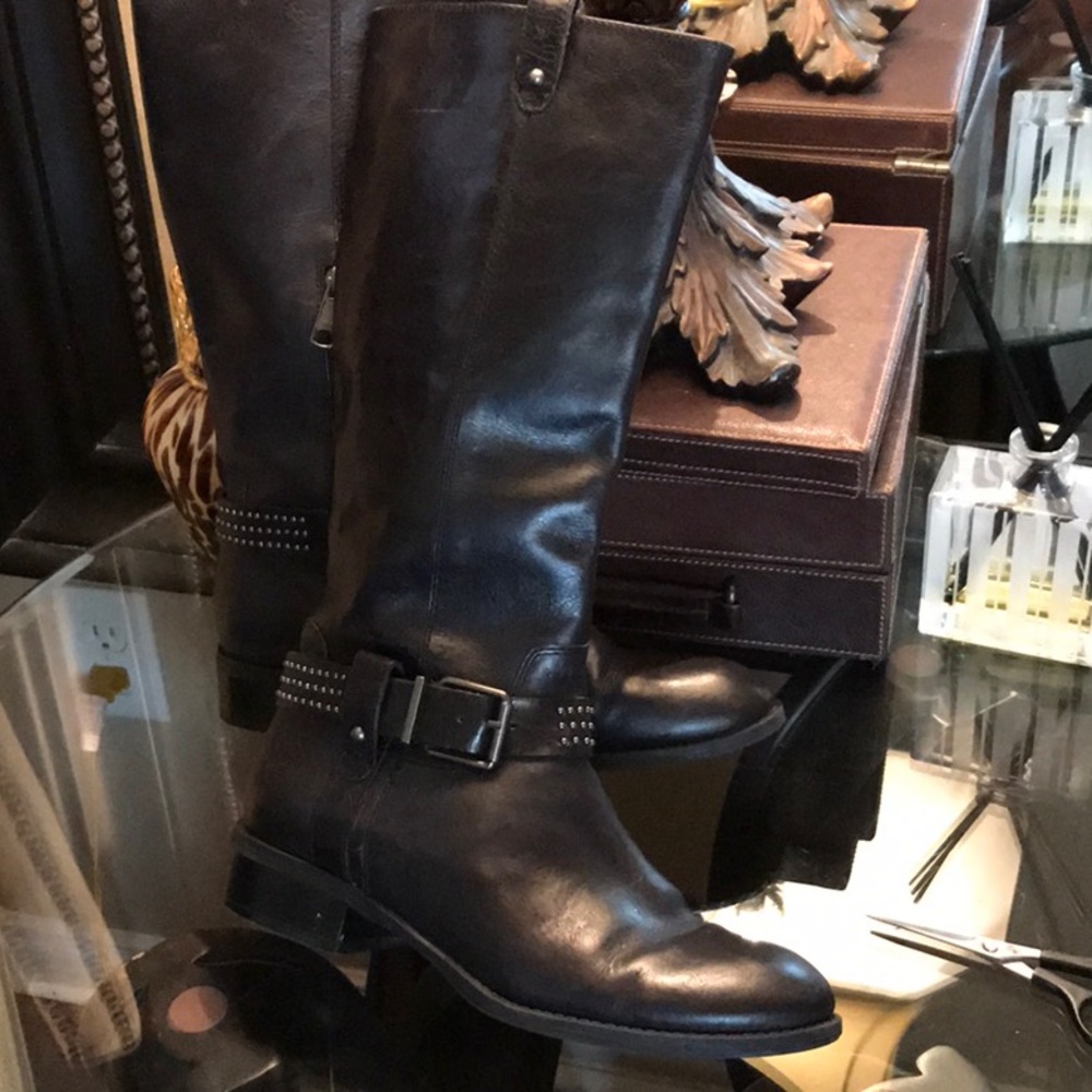 JESSICA SIMPSON STUDDED LEATHER BOOTS!